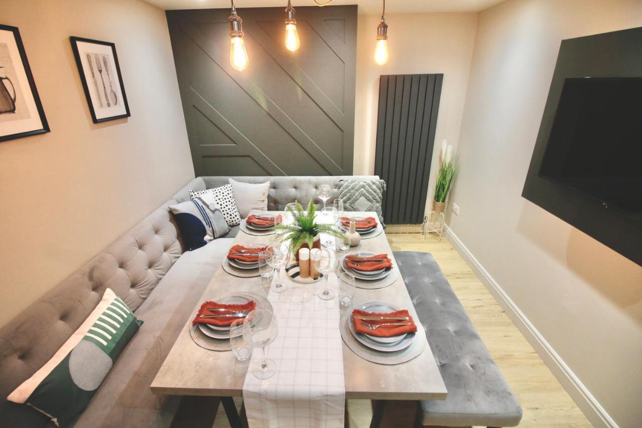 Xxhot Tubxx 4Bed Semi, Sleeps 8, 2 Bathrooms بلاكبول المظهر الخارجي الصورة