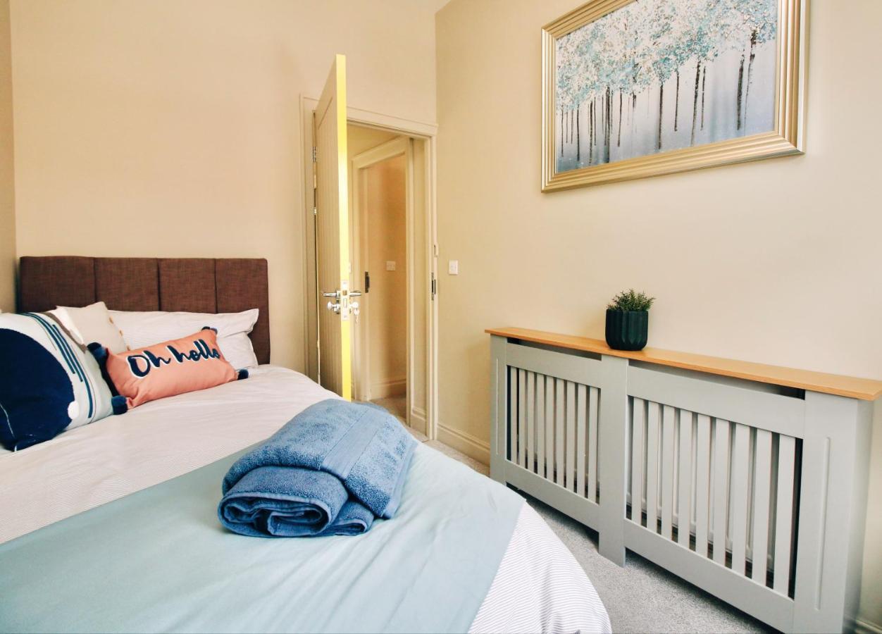 Xxhot Tubxx 4Bed Semi, Sleeps 8, 2 Bathrooms بلاكبول المظهر الخارجي الصورة